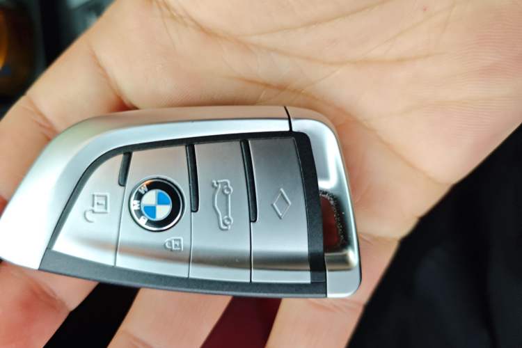 Used BMW 5 Series 2011 520Li Elegant Model Vehicle Key
