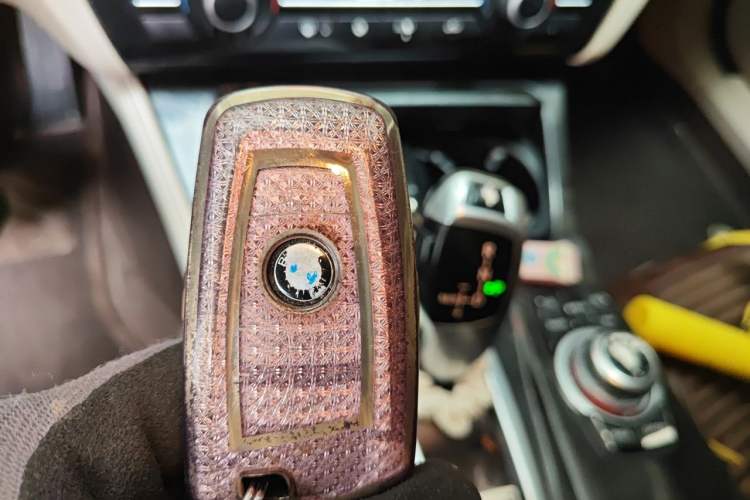 Used BMW 5 Series 2011 523Li Leading Model Vehicle Key