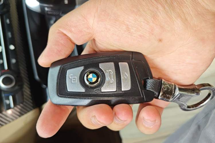 Used BMW 5 Series 2011 523Li Luxury Model Vehicle Key