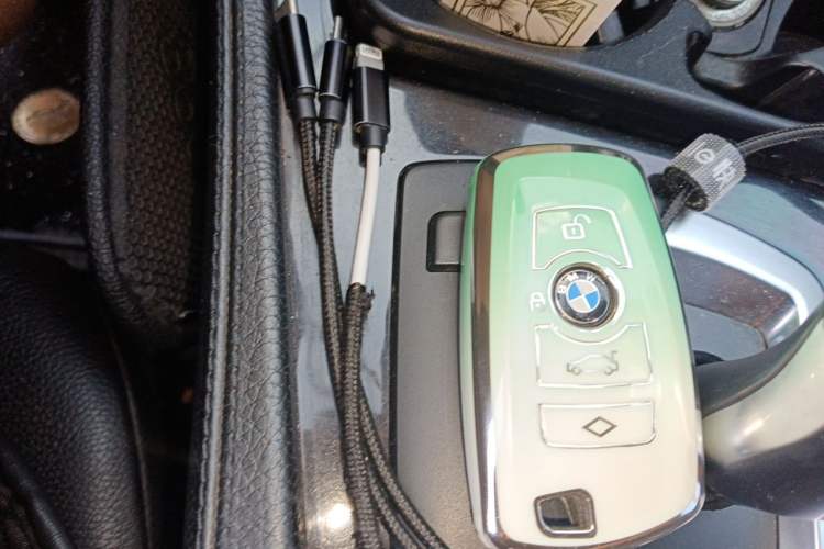 Used BMW 5 Series 2011 523Li Leading Model Vehicle Key