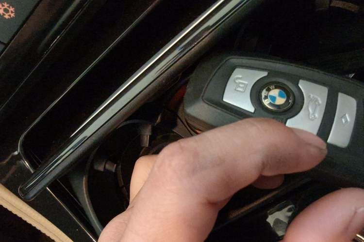 Used BMW 5 Series 2011 520Li Elegant Model Vehicle Key