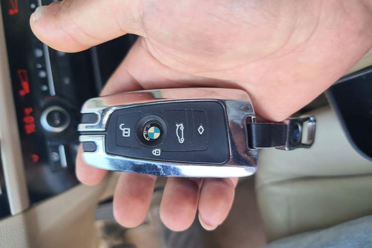 Used BMW 5 Series 2011 535i Sport Edition Vehicle Key