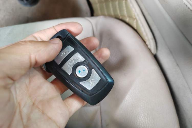 Used BMW 5 Series 2011 523Li Luxury Model Vehicle Key