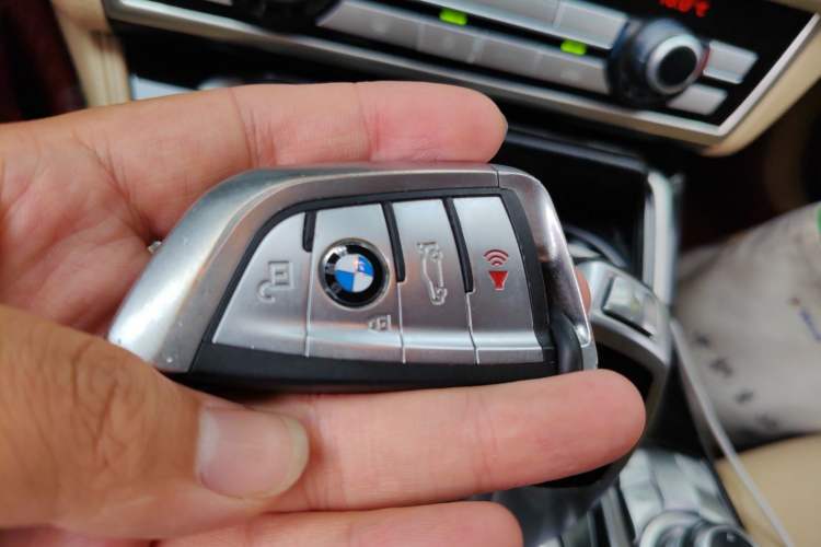 Used BMW 5 Series 2011 523Li Luxury Model Vehicle Key