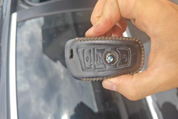 Used BMW 5 Series 2011 528Li Luxury Model Vehicle Key