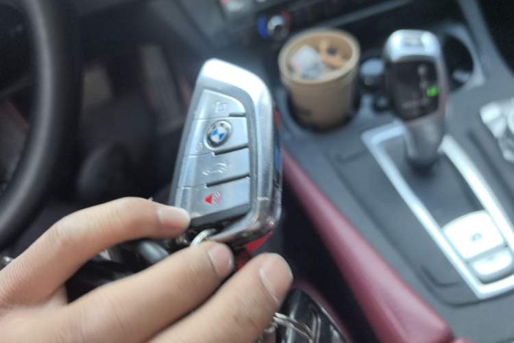 Used BMW 5 Series 2011 523Li Leading Model Vehicle Key