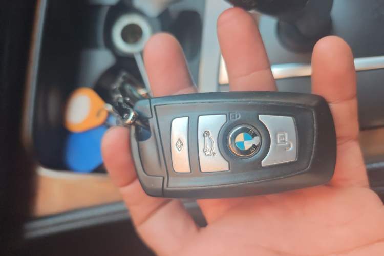 Used BMW 5 Series 2011 528Li Leading Model Vehicle Key