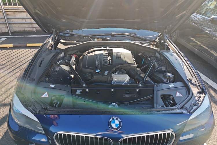 Used BMW 5 Series 2011 535i Luxury Sport Edition Engine Bay