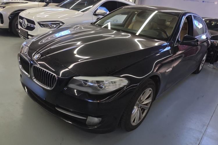 Used BMW 5 Series 2011 523Li Luxury Model Front Left 45 Deg