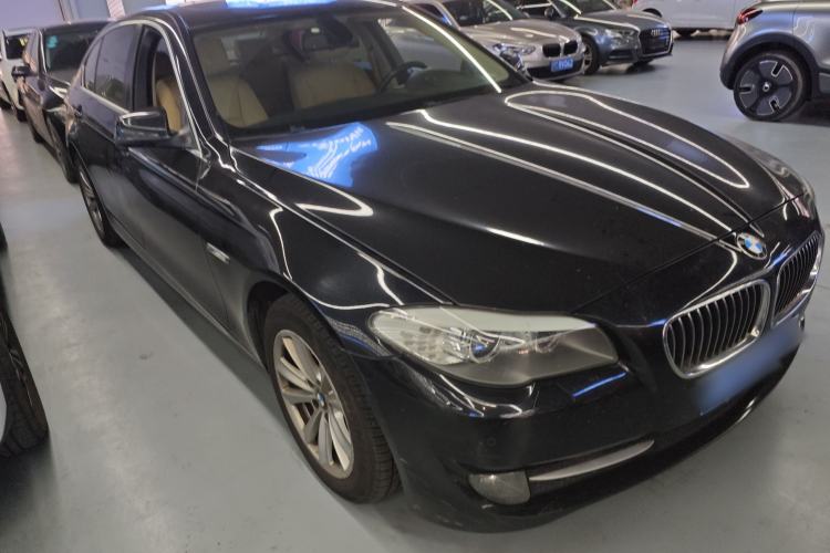 Used BMW 5 Series 2011 523Li Luxury Model Front Right 45 Deg