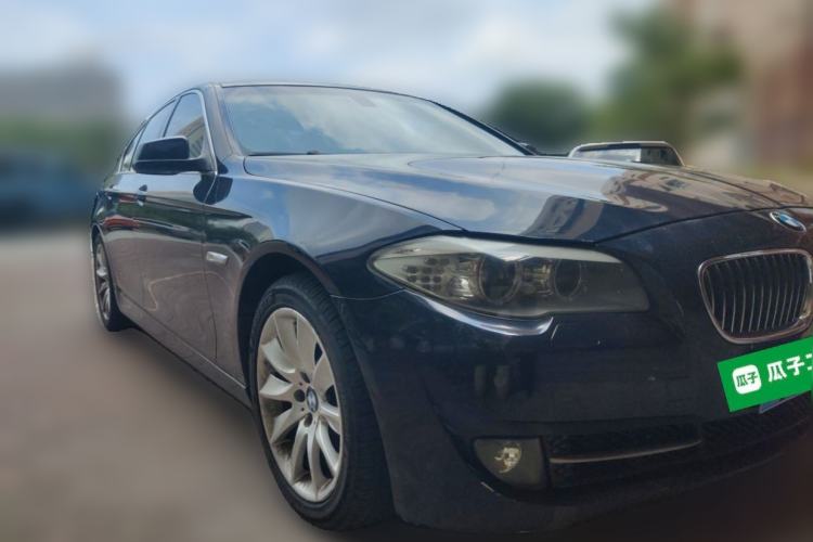 Used BMW 5 Series 2011 535i Sport Edition Front Right 45 Deg
