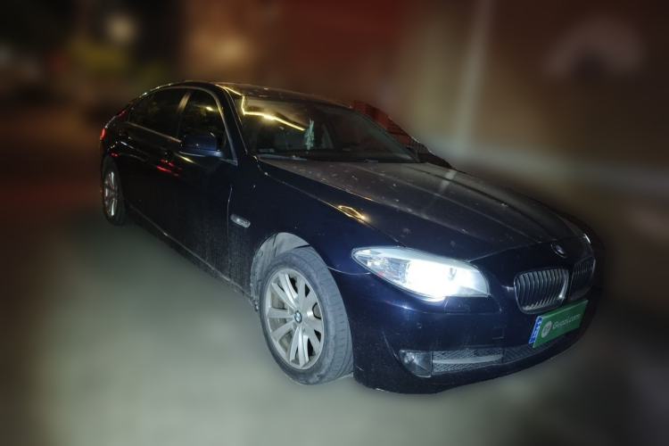 Used BMW 5 Series 2011 520Li Elegant Model Front Right 45 Deg