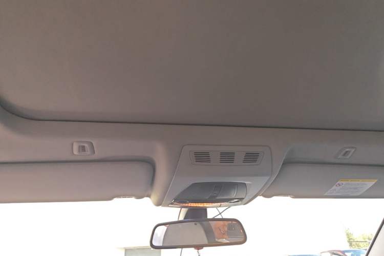Used BMW 5 Series 2011 535i Luxury Sport Edition Headliner