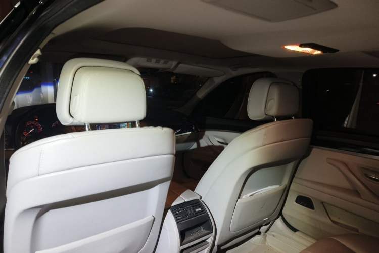 Used BMW 5 Series 2011 520Li Elegant Model Headliner