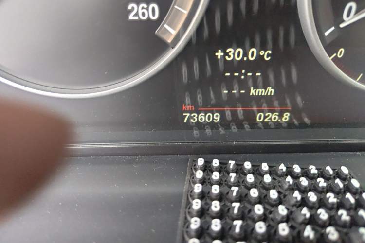 Used BMW 5 Series 2011 523Li Leading Model Odometer Close Up