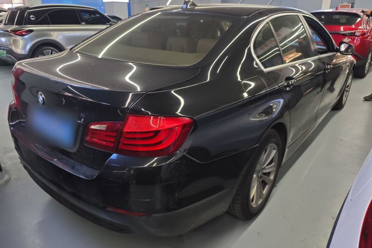 Used BMW 5 Series 2011 523Li Luxury Model Rear Right 45 Deg