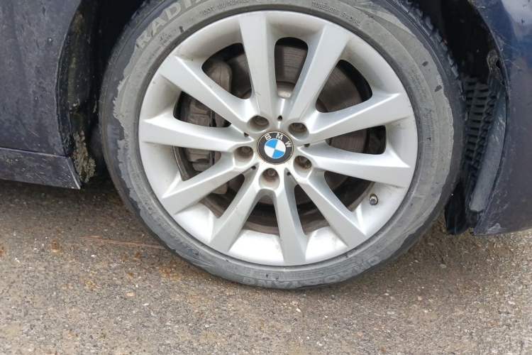 Used BMW 5 Series 2011 535Li Leading Model Right Front Wheel Hub