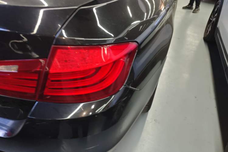 Used BMW 5 Series 2011 523Li Luxury Model Right Rear Taillight