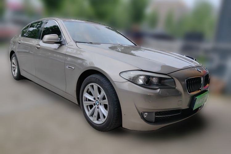 Used BMW 5 Series 2011 523Li Luxury Model Front Right 45 Deg