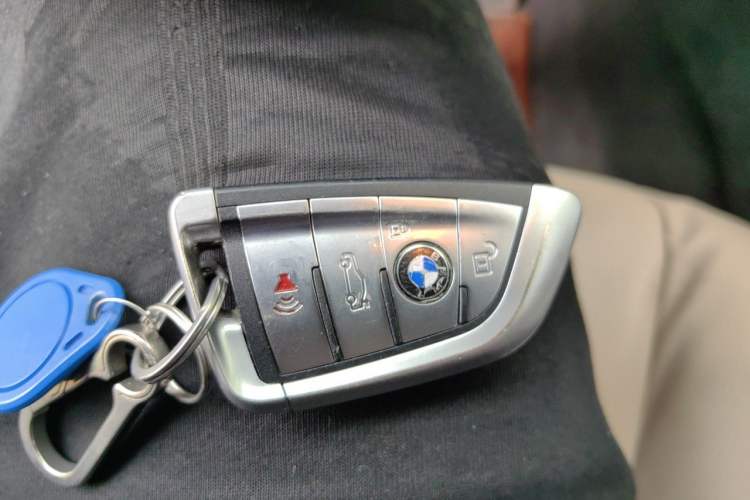 Used BMW 5 Series 2011 523Li Luxury Model Vehicle Key