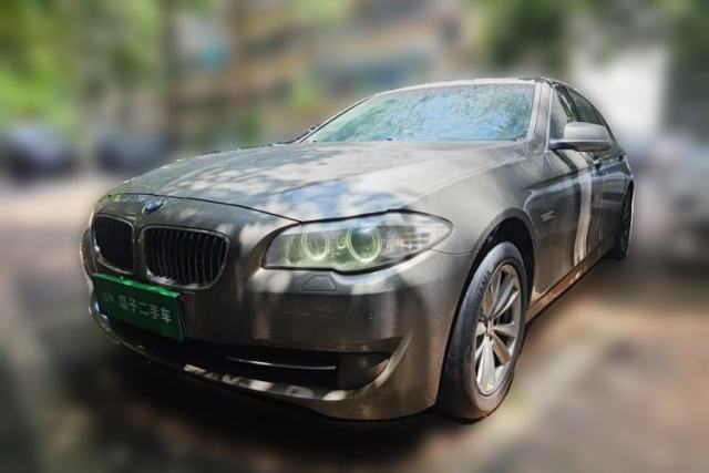 Ojetý BMW 5 Series 2011 523Li Leading Model