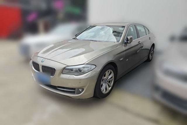 Used BMW 5 Series 2011 523Li Luxury Model