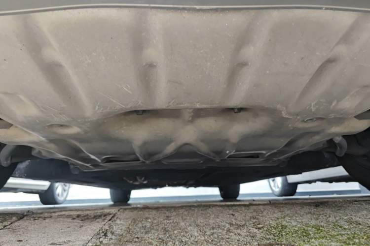Used BMW 5 Series 2011 523Li Luxury Model Chassis Front