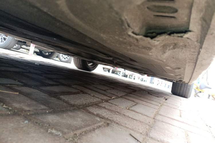 Used BMW 5 Series 2011 523Li Leading Model Chassis Front Left