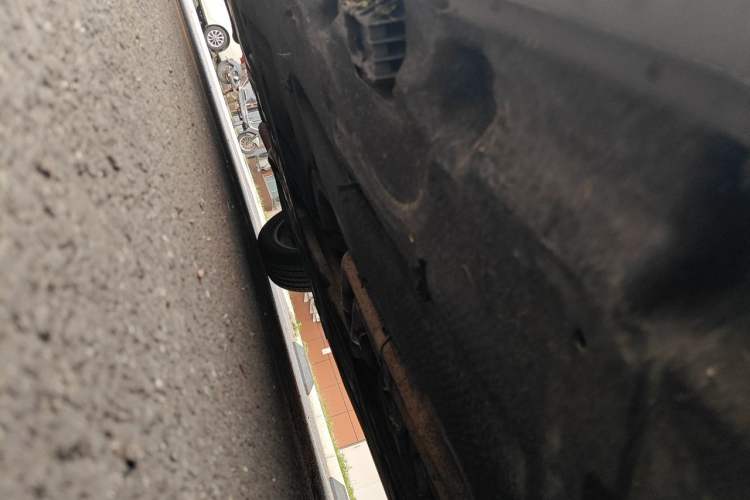 Used BMW 5 Series 2011 523Li Luxury Model Chassis Front Right