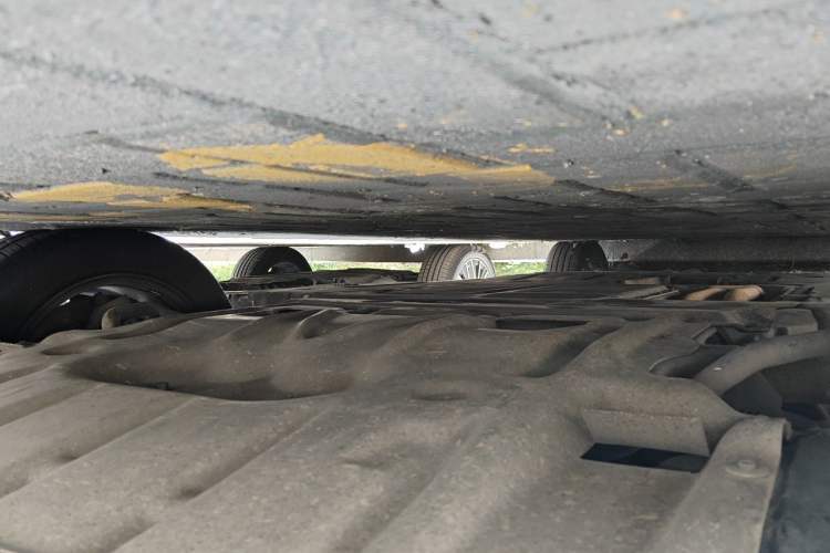 Used BMW 5 Series 2011 523Li Luxury Model Chassis Rear Right