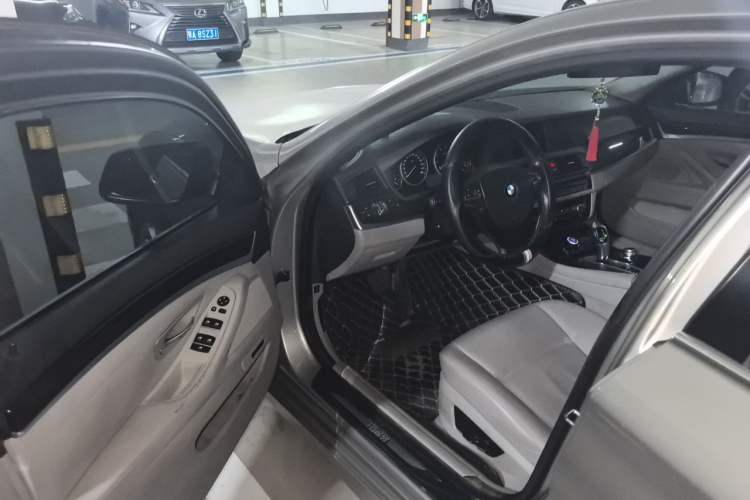 Used BMW 5 Series 2011 523Li Leading Model Driver Seat