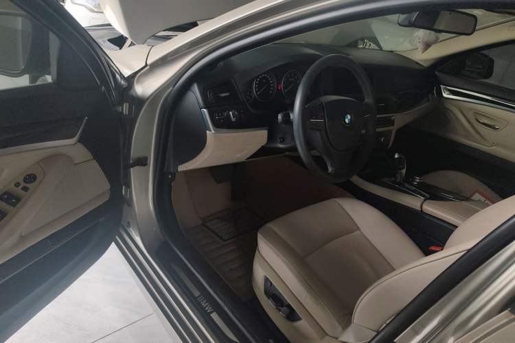 Used BMW 5 Series 2011 523Li Luxury Model Driver Seat