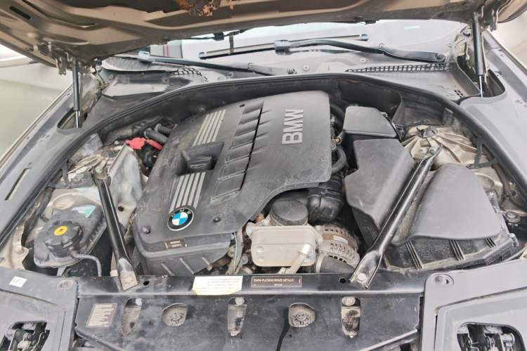 Used BMW 5 Series 2011 523Li Luxury Model Engine Bay