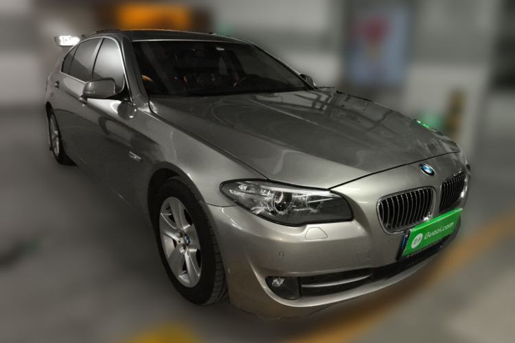 Used BMW 5 Series 2011 528Li Leading Model Front Right 45 Deg