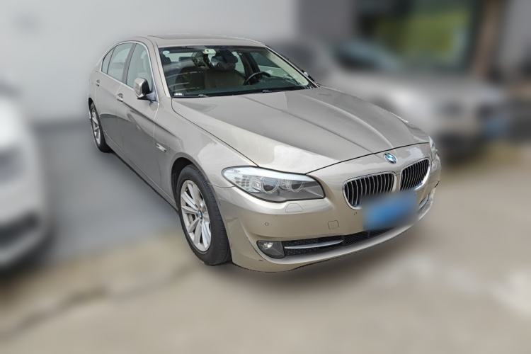 Used BMW 5 Series 2011 523Li Luxury Model Front Right 45 Deg