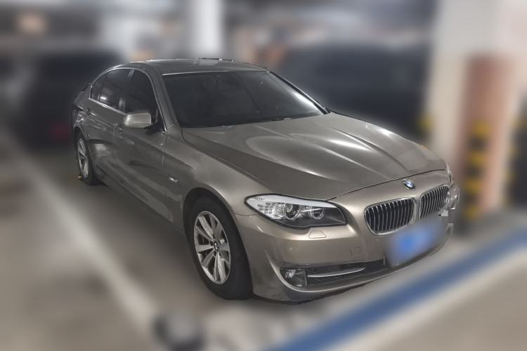 Used BMW 5 Series 2011 523Li Leading Model Front Right 45 Deg