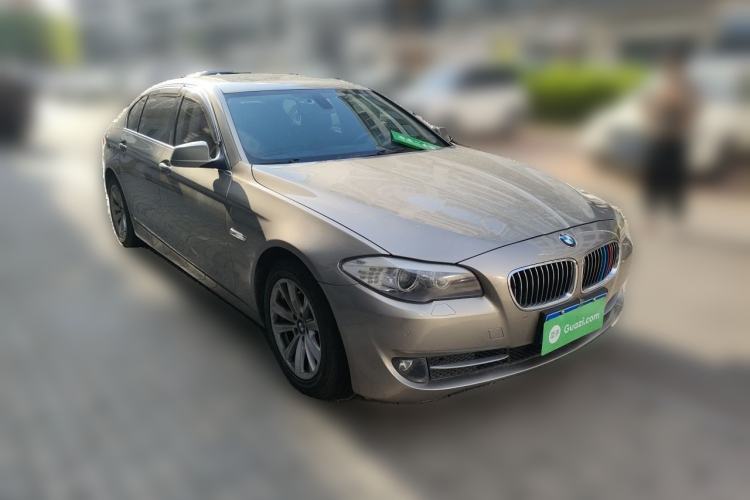 Used BMW 5 Series 2011 528Li Leading Model Front Right 45 Deg