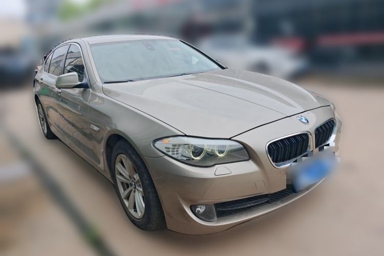Used BMW 5 Series 2011 523Li Luxury Model Front Right 45 Deg