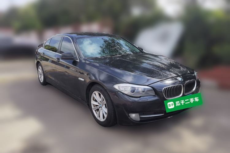 Used BMW 5 Series 2011 520Li Elegant Model Front Right 45 Deg