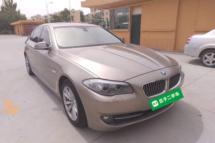 Used BMW 5 Series 2011 523Li Luxury Model Front Right 45 Deg