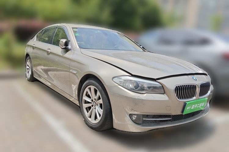 Used BMW 5 Series 2011 523Li Luxury Model Front Right 45 Deg
