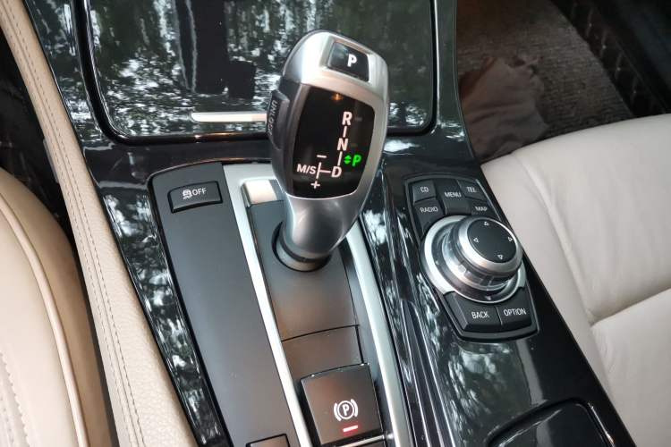 Used BMW 5 Series 2011 520Li Elegant Model Gear Lever