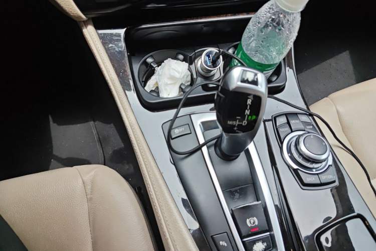 Used BMW 5 Series 2011 523Li Luxury Model Gear Lever