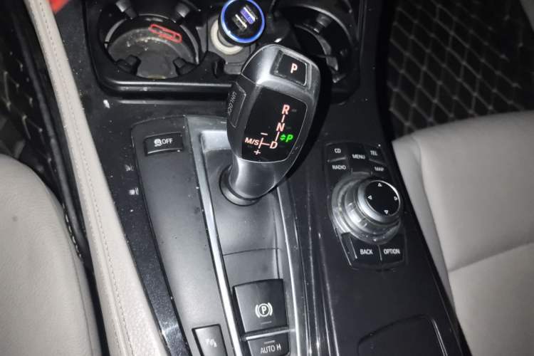 Used BMW 5 Series 2011 523Li Leading Model Gear Lever