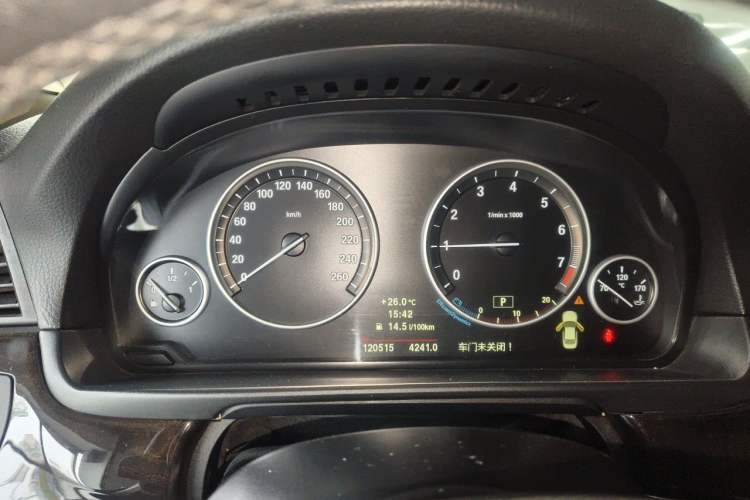 Used BMW 5 Series 2011 523Li Luxury Model Instrument Cluster