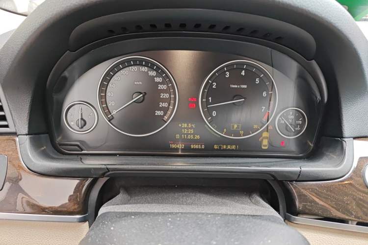 Used BMW 5 Series 2011 523Li Luxury Model Instrument Cluster