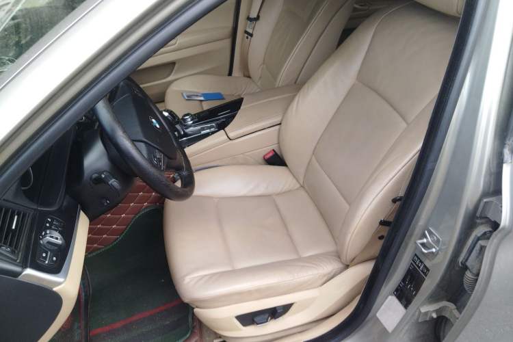 Used BMW 5 Series 2011 520Li Elegant Model Left Front Seat