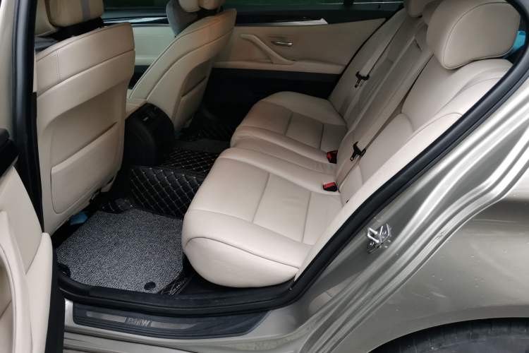 Used BMW 5 Series 2011 520Li Elegant Model Left Rear Seat