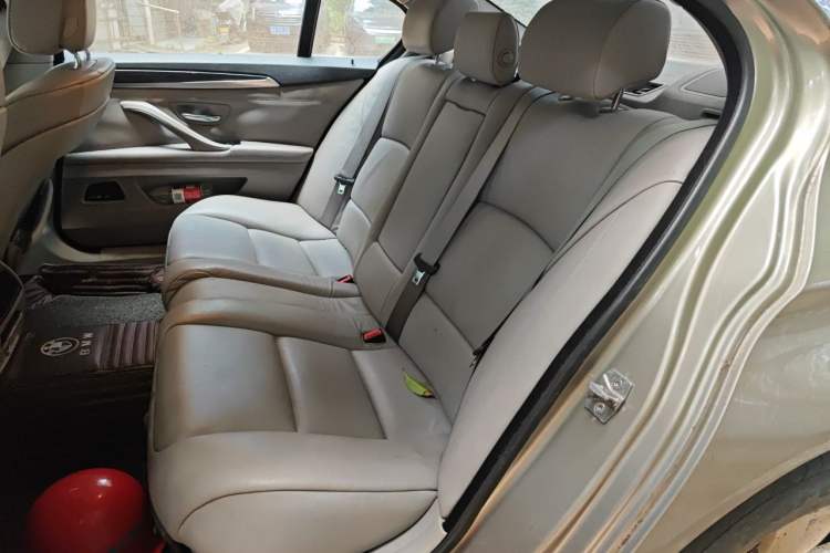 Used BMW 5 Series 2011 523Li Leading Model Left Rear Seat