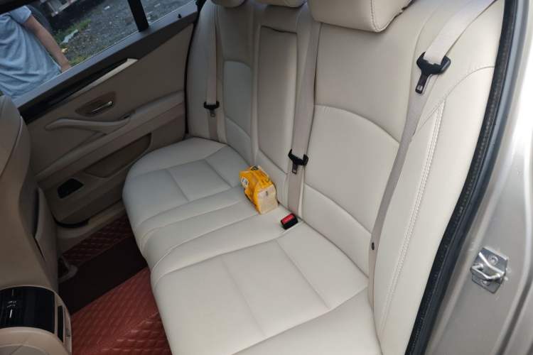 Used BMW 5 Series 2011 520Li Elegant Model Left Rear Seat